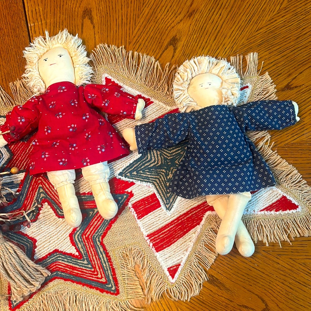 Set of 2 HANDMADE DOLLS & dresses❤️1 RED & 1 NAVY💙